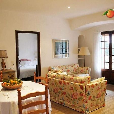 Les Orangers Bed & Breakfast Saint Paul de Vence Exterior photo