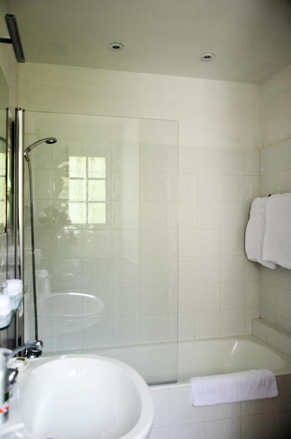 Les Orangers Bed & Breakfast Saint Paul de Vence Exterior photo