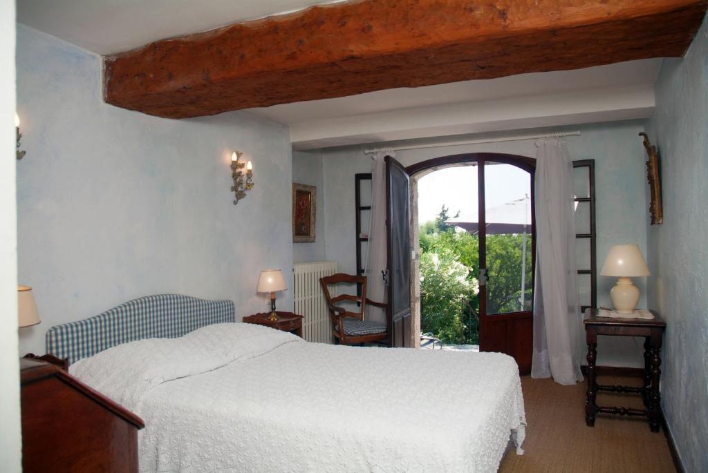 Les Orangers Bed & Breakfast Saint Paul de Vence Room photo