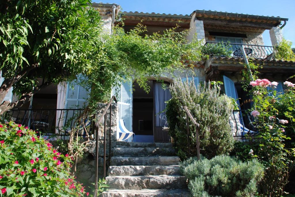 Les Orangers Bed & Breakfast Saint Paul de Vence Exterior photo